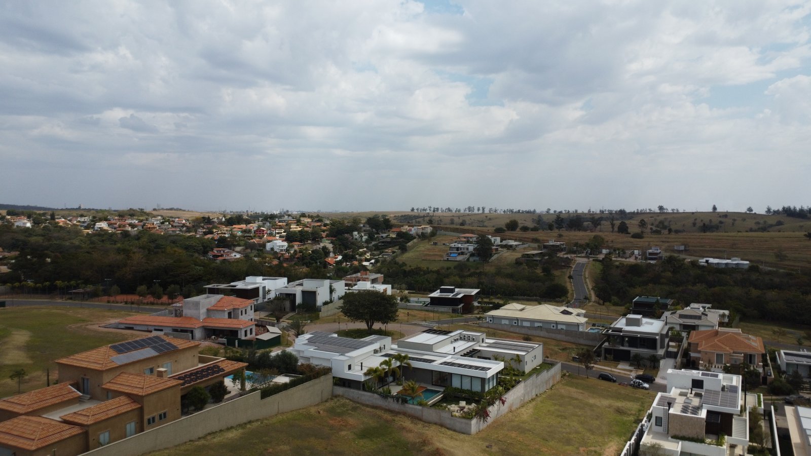 Terreno no condomínio Pedra Alta Campinas