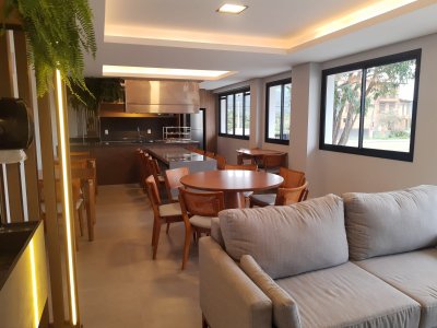 Galeria Residencial Ravena - Apto 302 (Florianópolis/SC)