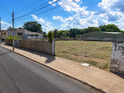 Galeria Terreno em Araraquara - imagem 6